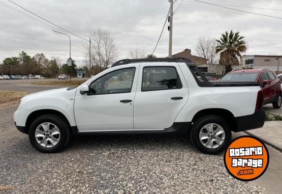 Camionetas - Renault Duster Oroch Dynamique 2019 Nafta 22600Km - En Venta