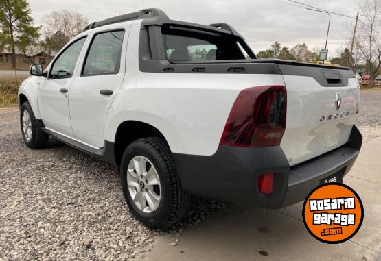 Camionetas - Renault Duster Oroch Dynamique 2019 Nafta 22600Km - En Venta