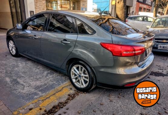 Autos - Ford FOCUS 2016 Nafta 150000Km - En Venta