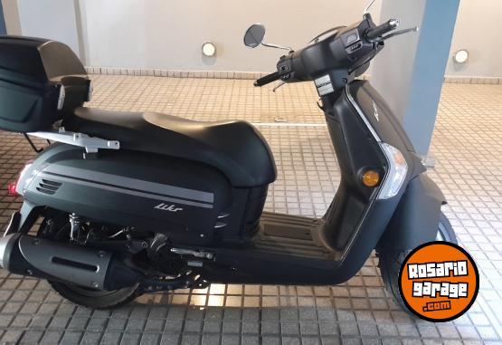 Motos - Kymco LIKE 125 2023 Nafta 4400Km - En Venta