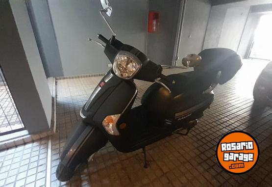 Motos - Kymco LIKE 125 2023 Nafta 4400Km - En Venta