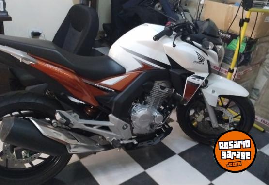 Motos - Honda Twister 250 2020 Nafta 13000Km - En Venta