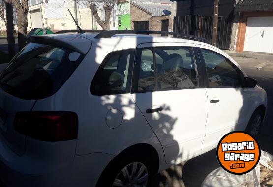 Autos - Volkswagen Suran 2013 Nafta 240000Km - En Venta