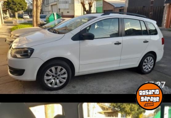 Autos - Volkswagen Suran 2013 Nafta 240000Km - En Venta