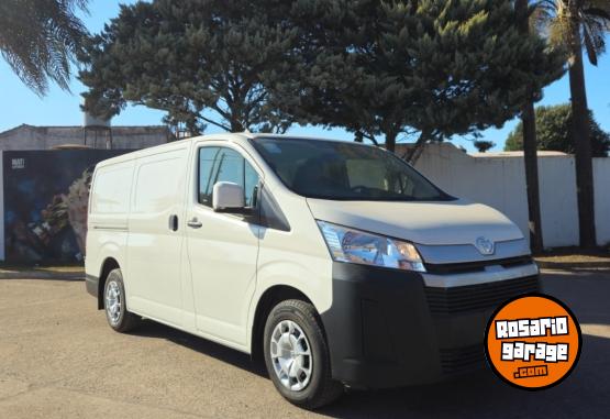 Utilitarios - Toyota Hiace 2024 Diesel 0Km - En Venta