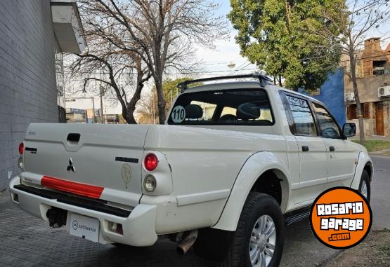 Camionetas - Mitsubishi L200 HP4 4X4 MT DOBLE CAB 2009 Diesel 139000Km - En Venta