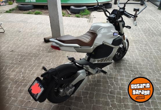 Motos - Otra marca miku super 2022 Electrico / Hibrido 4800Km - En Venta