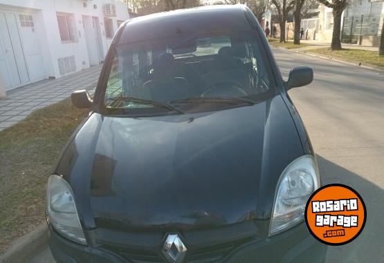 Utilitarios - Renault Kangoo 2014 GNC 111Km - En Venta