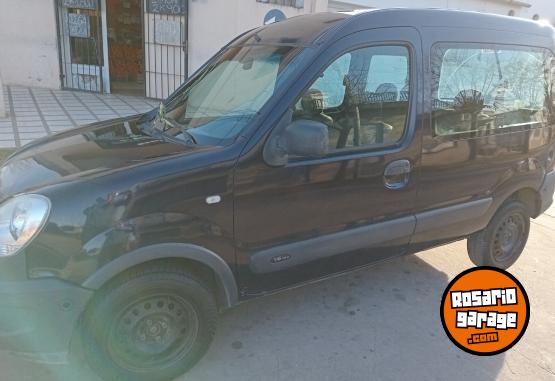 Utilitarios - Renault Kangoo 2014 GNC 111Km - En Venta