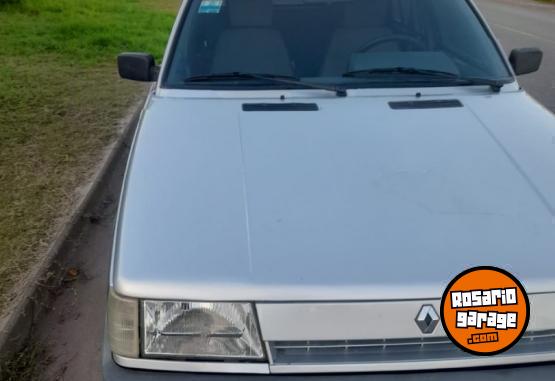 Autos - Renault 9rl 1994 Nafta 180000Km - En Venta