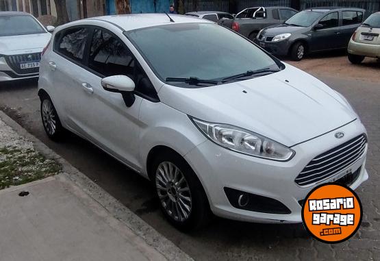 Autos - Ford Fiesta SE 2016 Nafta 144500Km - En Venta