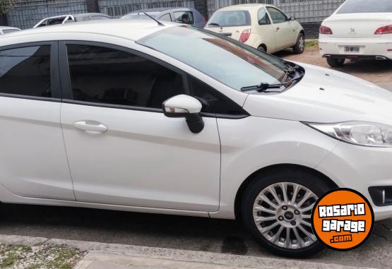 Autos - Ford Fiesta SE 2016 Nafta 144500Km - En Venta