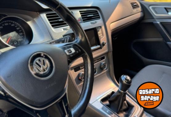 Autos - Volkswagen Golf 2015 Nafta 156500Km - En Venta