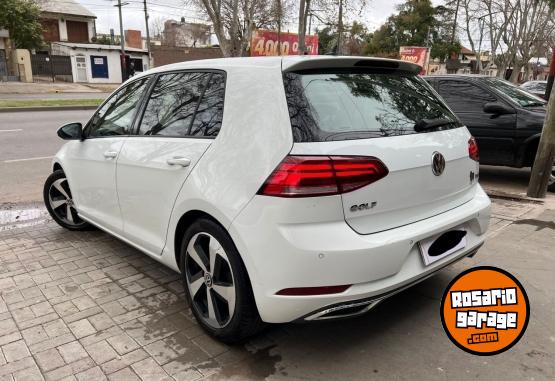 Autos - Volkswagen Golf Highline DSG 2018 Nafta 100000Km - En Venta