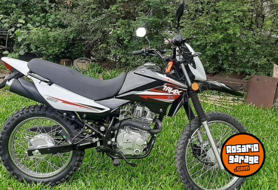 Motos - Corven triax 2023 Nafta 19Km - En Venta