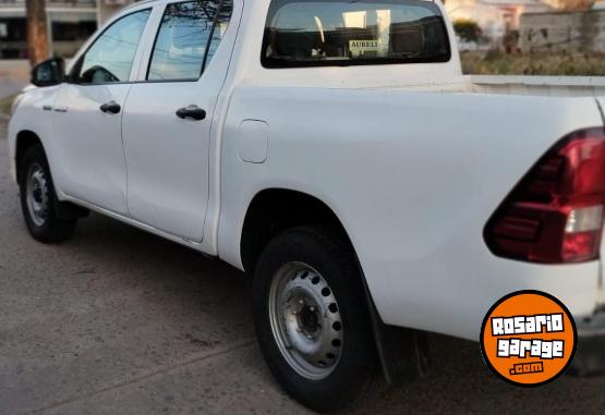 Camionetas - Toyota Hilux 2018 Diesel 218000Km - En Venta