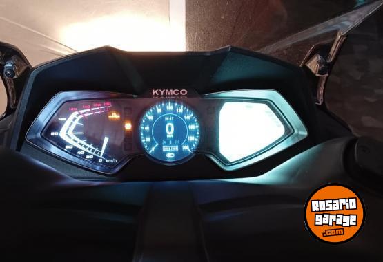 Motos - Kymco Downtown 350cc abs 2021 Nafta 33700Km - En Venta