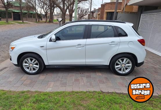 Autos - Mitsubishi Outlander Sport  5P 2,0 2015 Nafta 220000Km - En Venta