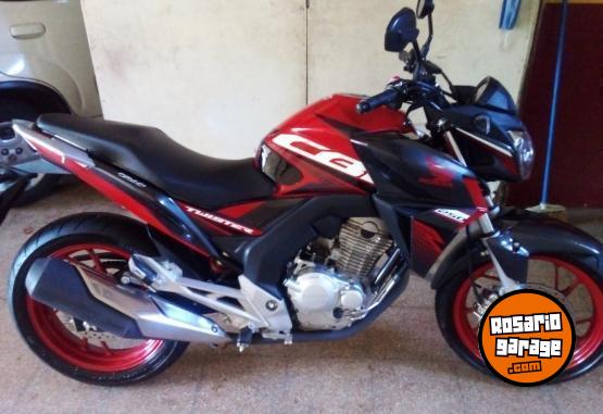 Motos - Honda TWISTER cb 250 2020 Nafta 5600Km - En Venta