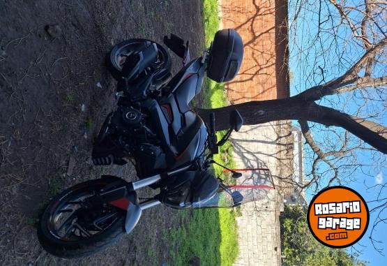 Motos - Bajaj Dominar 400 2023 Nafta 26000Km - En Venta