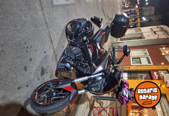 Motos - Bajaj Dominar 400 2023 Nafta 26000Km - En Venta