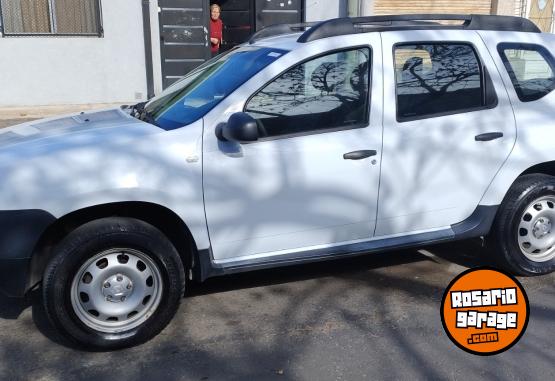 Camionetas - Renault DUSTER 1.6 CONFORT 4X2 2014 GNC 156000Km - En Venta