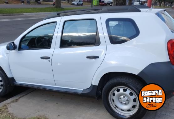 Camionetas - Renault DUSTER 1.6 CONFORT 4X2 2014 GNC 156000Km - En Venta