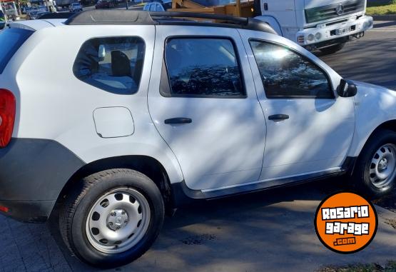 Camionetas - Renault DUSTER 1.6 CONFORT 4X2 2014 GNC 156000Km - En Venta