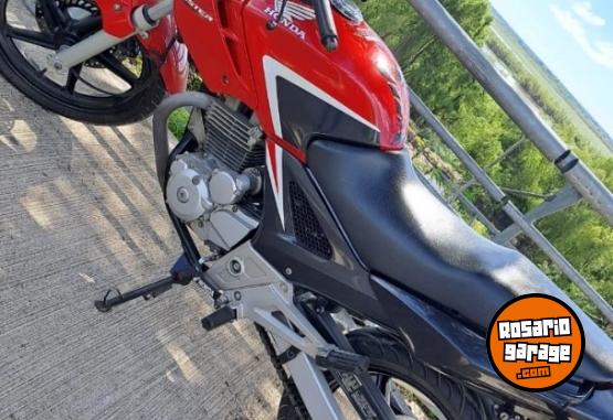 Motos - Honda Cbx twister 250 2015 Nafta 27877Km - En Venta