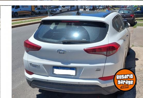 Camionetas - Hyundai TUCSON  4WD CRDI PREMIUM 2016 Diesel 100000Km - En Venta