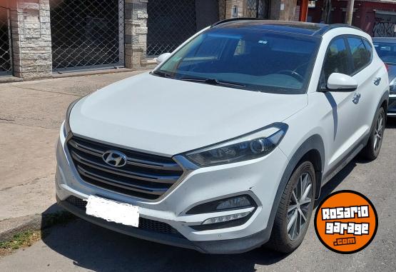 Camionetas - Hyundai TUCSON  4WD CRDI PREMIUM 2016 Diesel 100000Km - En Venta