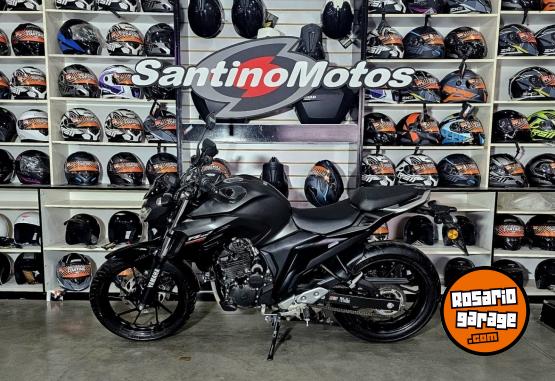 Motos - Yamaha FZ 250 2023 Nafta 8167Km - En Venta