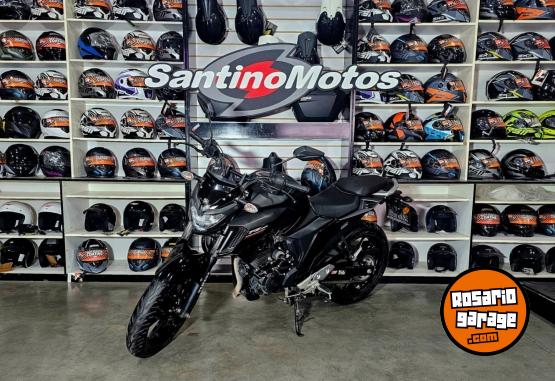 Motos - Yamaha FZ 250 2023 Nafta 8167Km - En Venta