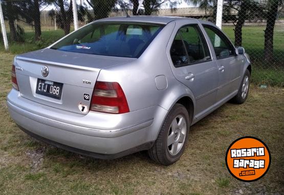 Autos - Volkswagen Bora 2005 Diesel 208777Km - En Venta