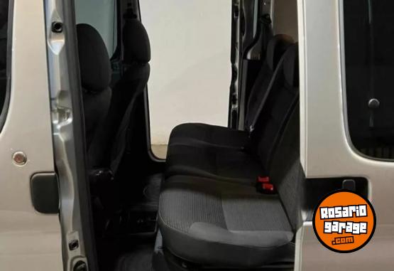 Utilitarios - Citroen BERLINGO DIESEL MIXTA 2021 Diesel 85000Km - En Venta