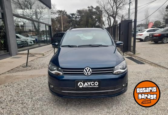 Autos - Volkswagen SURAN 1.6 TRENDLINE 2017 Nafta  - En Venta