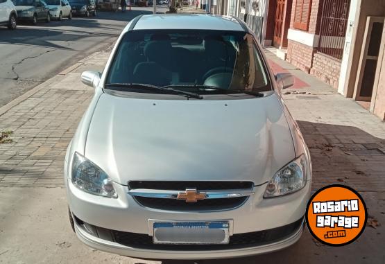 Autos - Chevrolet Clasic 2016 Nafta 98000Km - En Venta