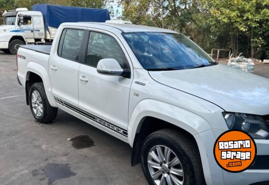 Camionetas - Volkswagen Amarock 2015 Diesel 117000Km - En Venta