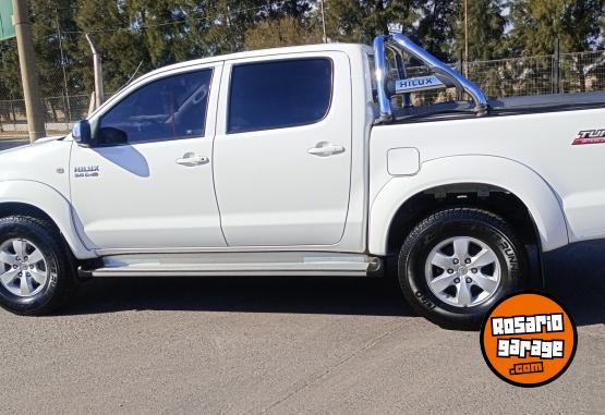 Camionetas - Toyota Hilux srv 3.0 2011 Diesel 160000Km - En Venta