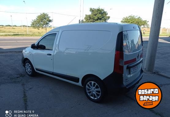 Utilitarios - Renault Kangoo Confort 2019 Diesel 103000Km - En Venta