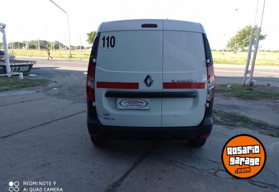 Utilitarios - Renault Kangoo Confort 2019 Diesel 103000Km - En Venta