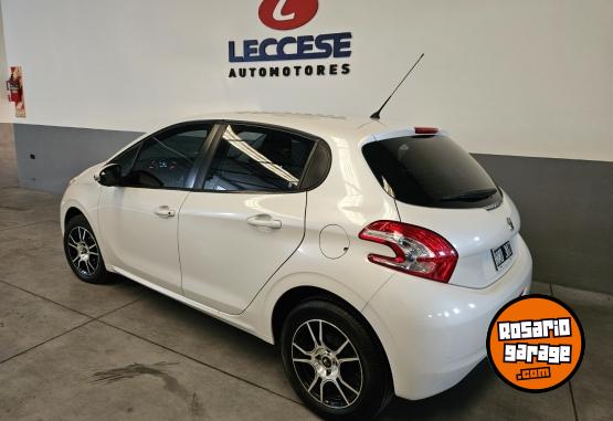 Autos - Peugeot 208 active 2014 Nafta 56000Km - En Venta