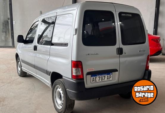 Utilitarios - Citroen BERLINGO  MIXTO 1.6 HDI 2021 Diesel 88000Km - En Venta