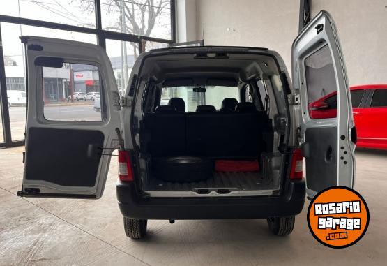 Utilitarios - Citroen BERLINGO  MIXTO 1.6 HDI 2021 Diesel 88000Km - En Venta