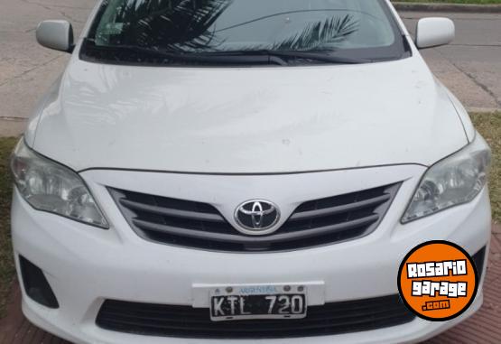 Autos - Toyota XLI 2012 Nafta 179000Km - En Venta