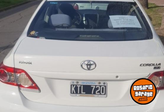 Autos - Toyota XLI 2012 Nafta 179000Km - En Venta