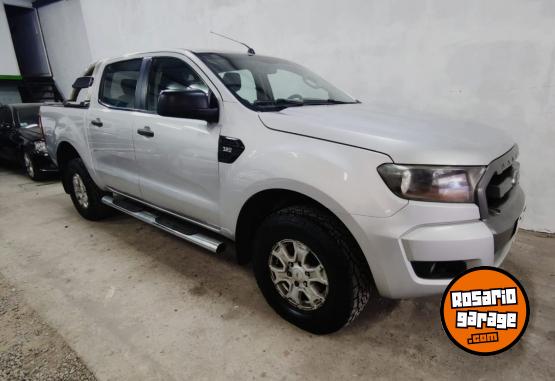 Camionetas - Ford Ranger 3.2D XLS 4x2 DC 2017 Diesel  - En Venta