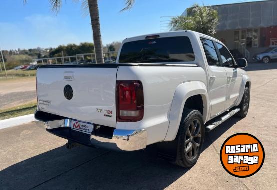 Camionetas - Volkswagen AMAROK V6 HIGHLINE 2017 Diesel 110000Km - En Venta