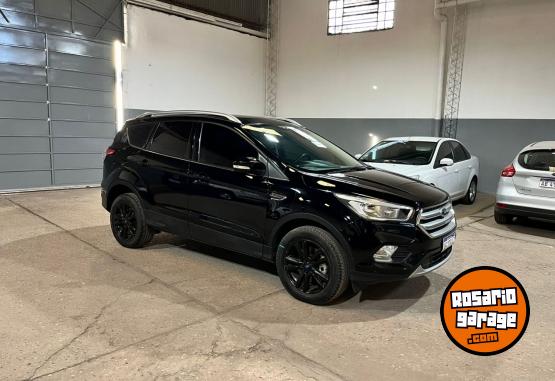 Autos - Ford Kuga Sel 2.0 Ecoboost 4x2 2019 Nafta 30000Km - En Venta