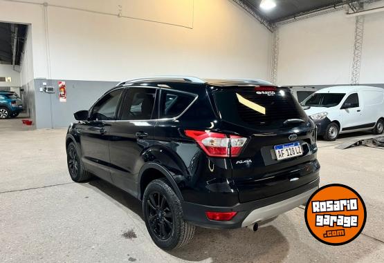 Autos - Ford Kuga Sel 2.0 Ecoboost 4x2 2019 Nafta 30000Km - En Venta